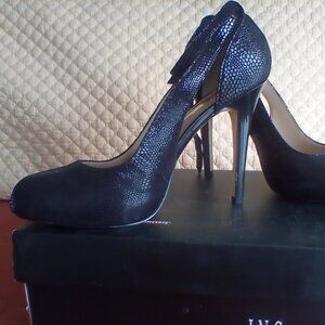 INC International Concepts  classic stiletto shoes, Size 8, color black